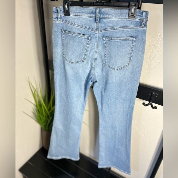 Loft Boot Cut mid rise denim jeans light Wash Size 8 - Picture 6 of 16